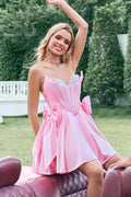 Hermoso vestido de fiesta rosa con volantes, corsé de cuentas, sin tirantes y lazos.