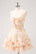 Hermoso vestido de fiesta lila con corte en A, estampado escalonado, floral y volantes