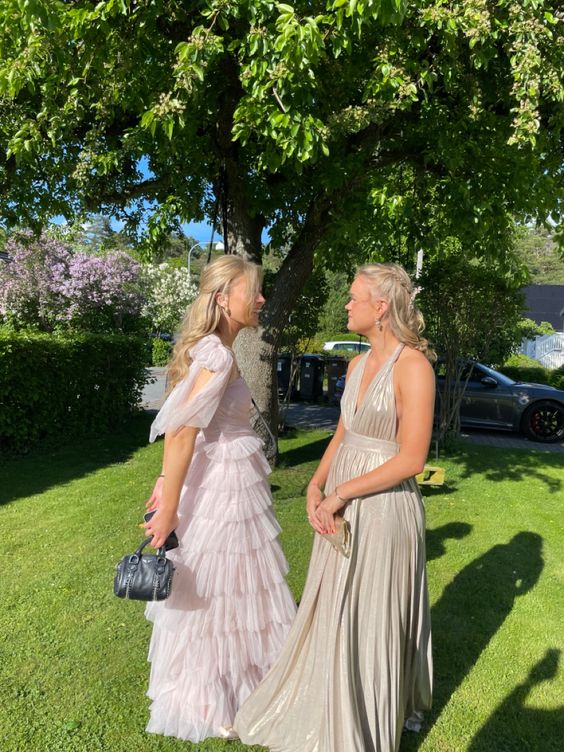 Verschiedene Arten von Abendkleidern Neckholder-Ballkleid Rosa A-Linie Tüll Lagen-Ballkleid Y288