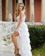 Vestido de fiesta de princesa blanco con hombros descubiertos, corsé blanco y volantes de encaje
