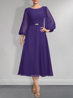 Vestido de gasa para madre de la novia, corte A, escote redondo, largo hasta la rodilla, plisado, con broche de cristal