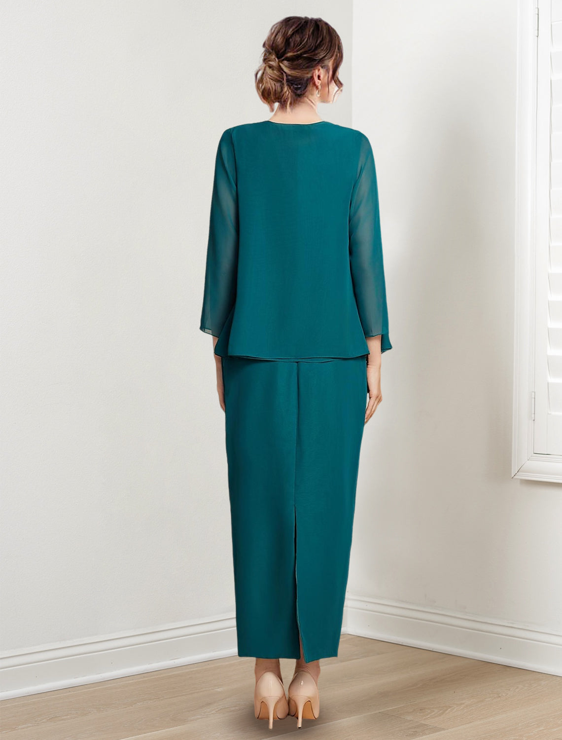 Vestidos para madre de la novia con escote joya, corte tubo/columna y largo hasta los tobillos
