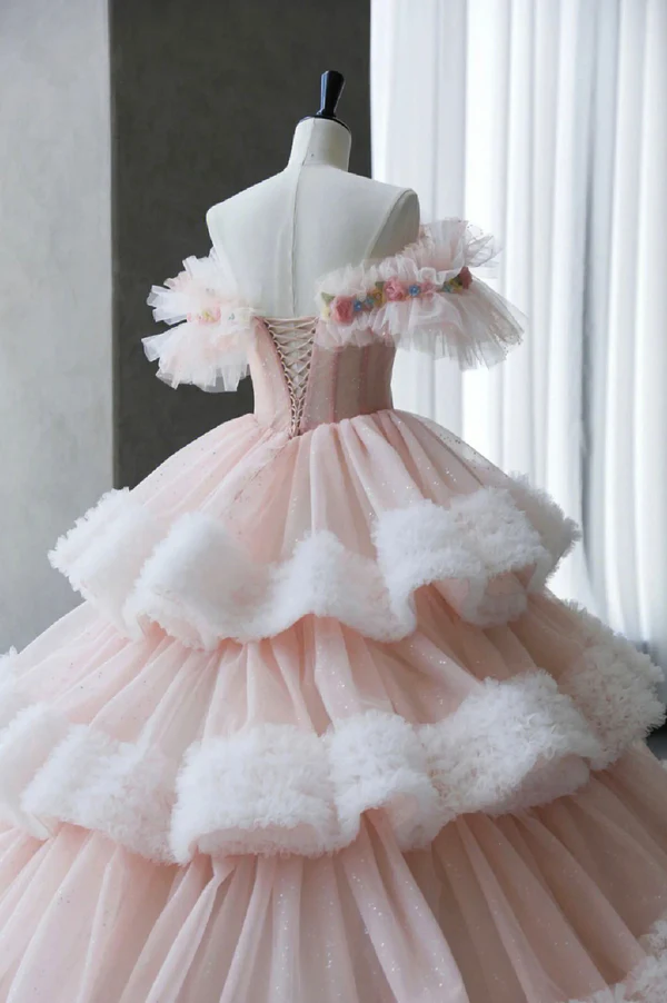 Fee Tüll Plissee Lagen Ballkleid Süßes Quinceanera Kleid Y7702
