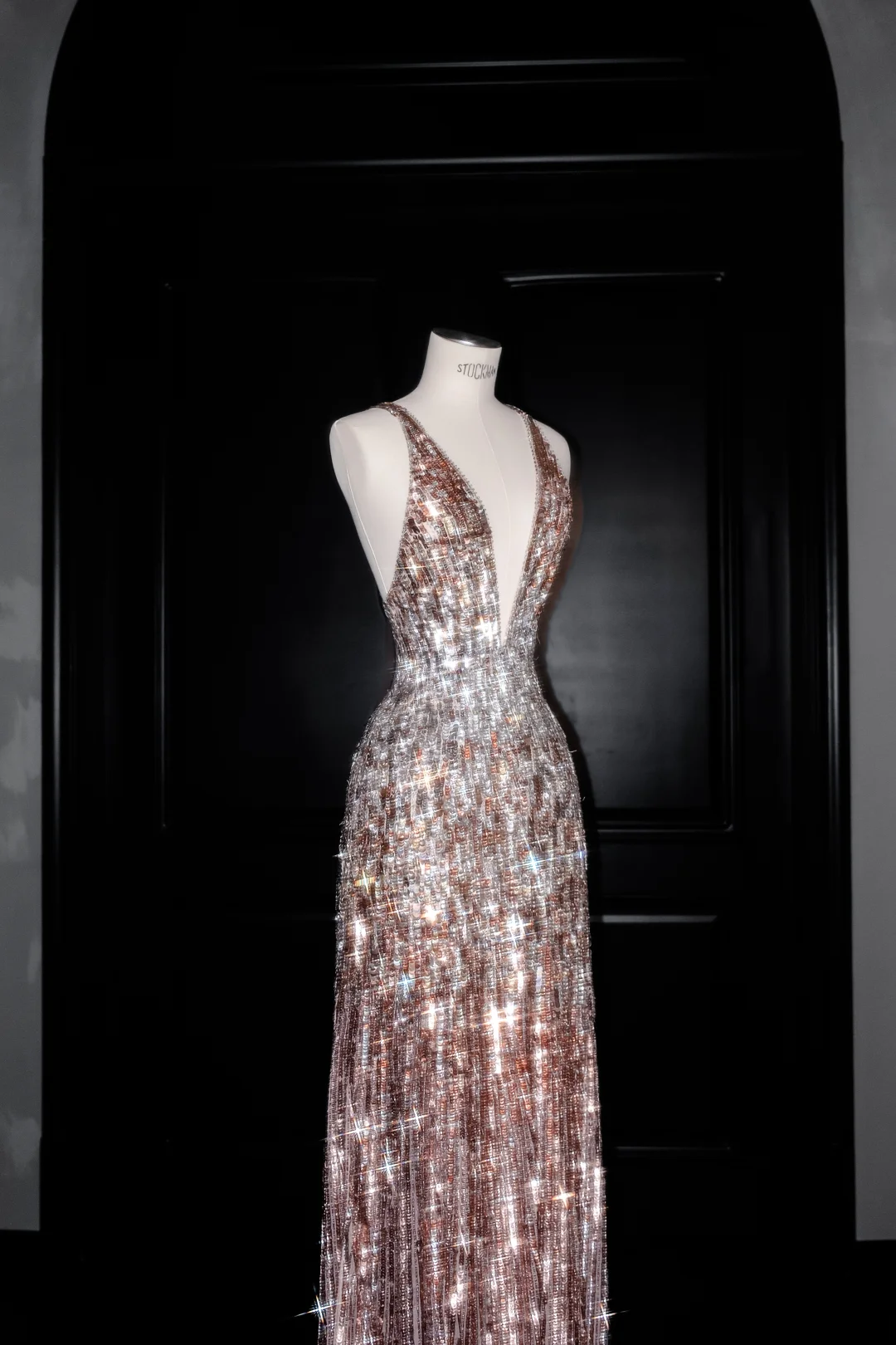 Vestido de noche largo de lujo con escote en V profundo y lentejuelas, sin espalda, vestido formal de fiesta Y8683