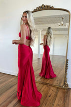 Rotes bodenlanges Meerjungfrauen-Ballkleid mit zarten Spaghettiträgern