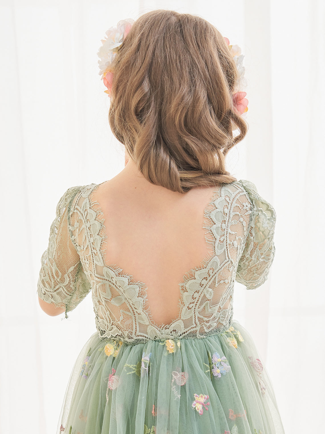 Salbeigrünes Blumenmädchenkleid aus Stoff mit U-Ausschnitt und Tüll (2003227581) 