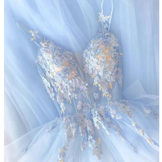 Hellhimmelblaue Ballkleider, handgefertigte Blumen-Ballkleider, hellhimmelblaue Abendkleider Y4002