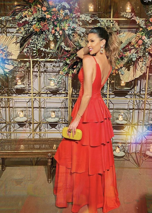 Vestido de noche rojo con tirantes finos, corte A y capas, Y5466