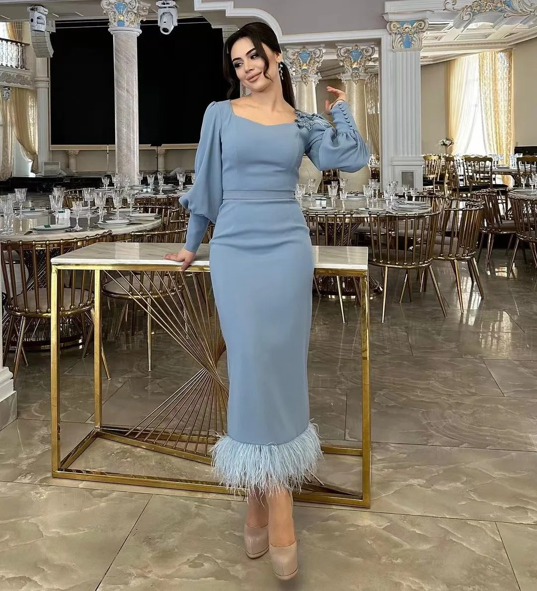 Modisches, trendiges Abendkleid im Meerjungfrau-Stil mit quadratischem Ausschnitt und besonderem Anlass Y4855