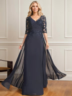 A-Linien-Kleid mit V-Ausschnitt, bodenlangem Spitzenchiffon und plissierten Pailletten 