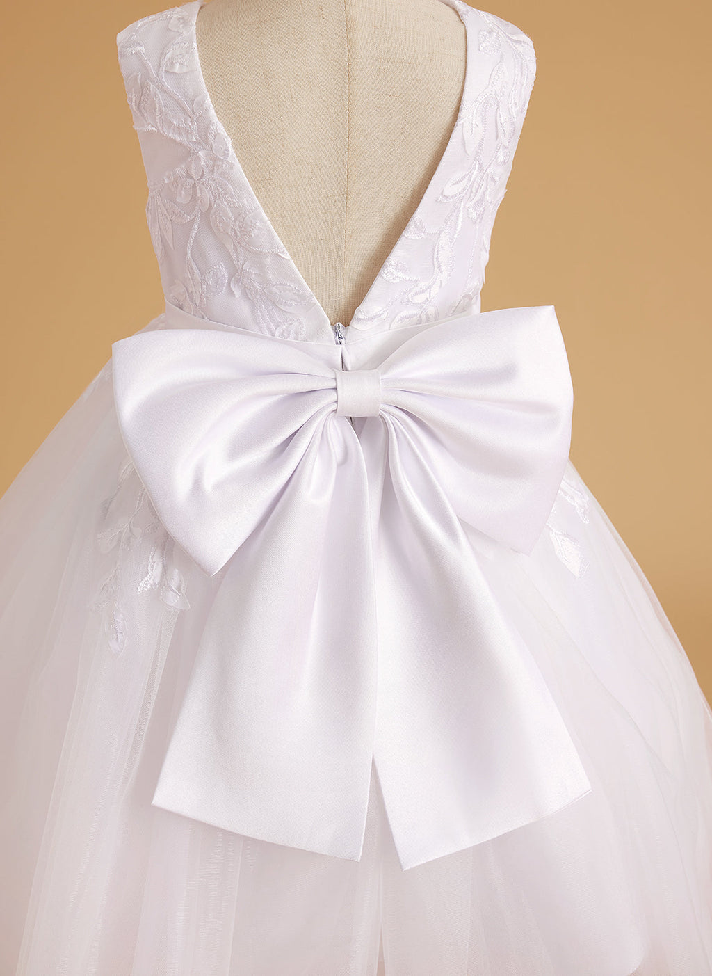 Sleeveless Lace Tulle Knee Length Flower Girl Dress