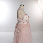 Rosa Blumen Schulterfreies Umstandskleid mit Applikationen für Fotoshootings Rückenfreies Maxikleid aus Tüll Sunnderly SY230330 