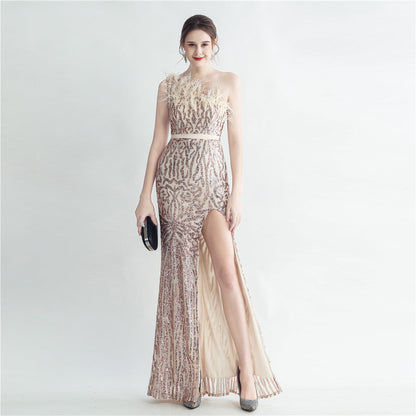 Heavy Industry Ostrich Hair Craft Bundle Hair Evening Dress with Oblique Shoulder Slit