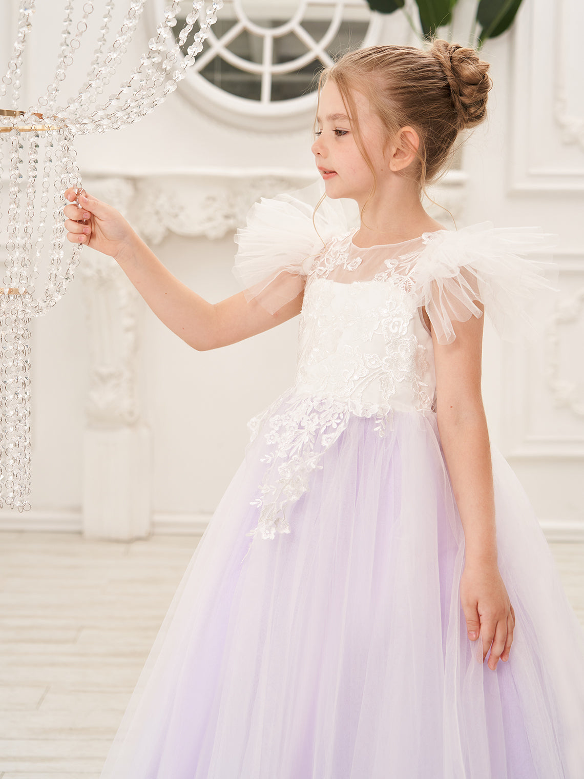 Abnehmbares Blumenmädchenkleid aus Spitze und Tüll mit Schleppe 
