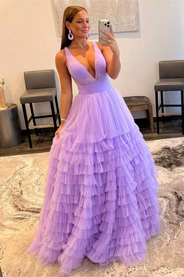 A-Linien-Ballkleid mit schulterfreiem V-Ausschnitt und ätherischen Tüllschichten