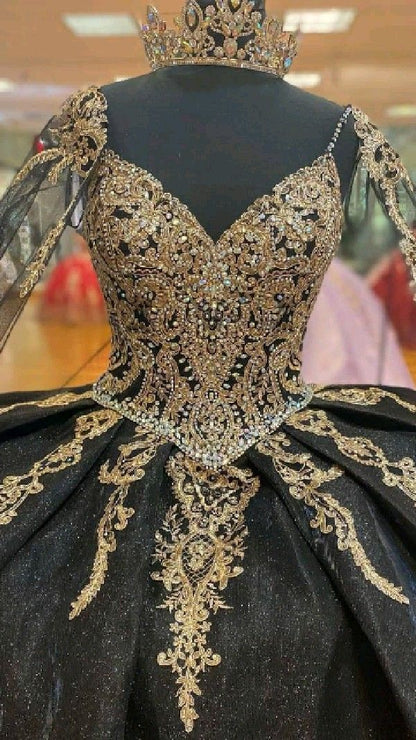 Beading Quinceanera Dresses Sequin Applique Princess Ball Gown With Cape Y1516