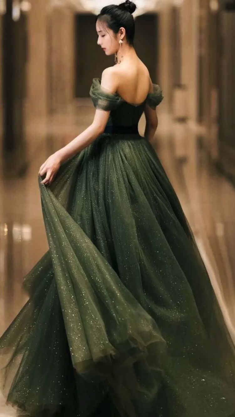 Einfaches langes Ballkleid aus grünem Tüll, Abendkleid aus grünem Tüll Y1554