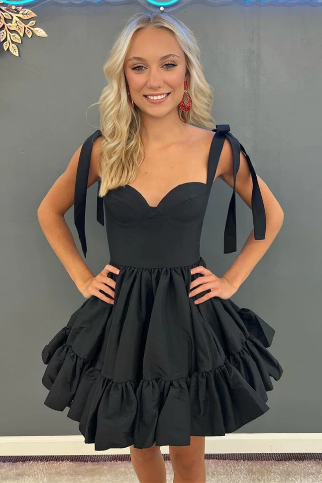 Vestido corto de fiesta con volantes y corsé verde con tirantes finos Y2724