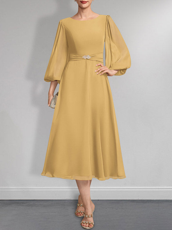 Vestido de gasa para madre de la novia, corte A, escote redondo, largo hasta la rodilla, plisado, con broche de cristal