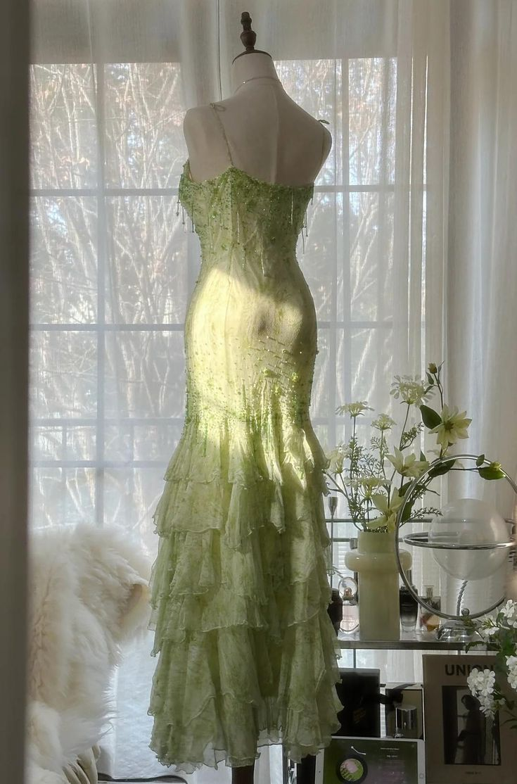 Hermoso vestido de fiesta largo de noche con escote corazón de gasa y cuentas en capas, estilo sirena verde Y8558