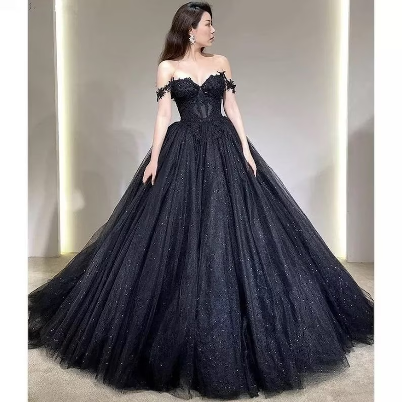 Spitzenapplikation Tüllkleid, Schwarzes Glitzer Brautkleid, 3D Blumen Langes Abendkleid Y1625
