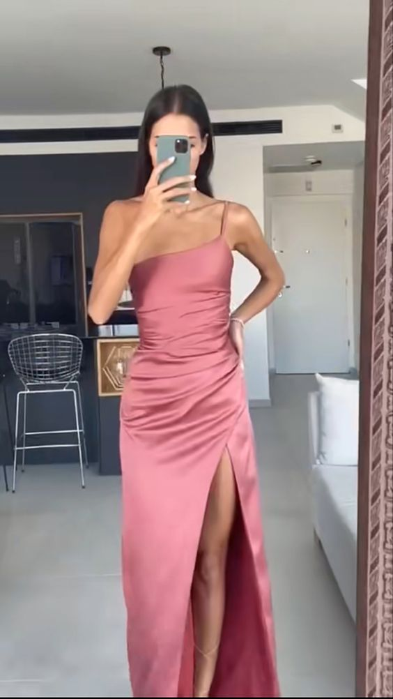 Vestido de fiesta elegante con abertura y largo Y7177
