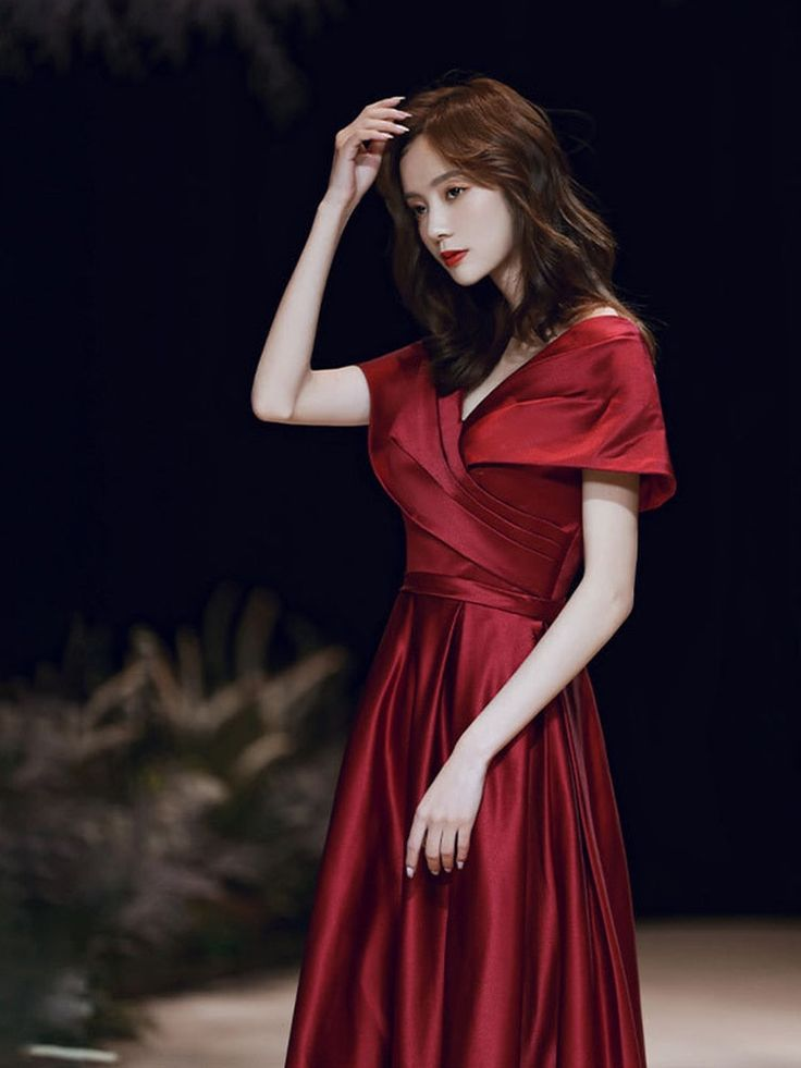 A-Linie Abendkleid V-Ausschnitt Ballkleid Kurze Flügelärmel Party Robe Lange Satin Formale Frauen Maßgeschneiderte Kleid Y4574