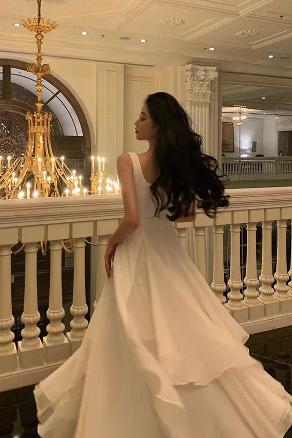 Vestido de noche largo asimétrico blanco con escote cuadrado Y2786