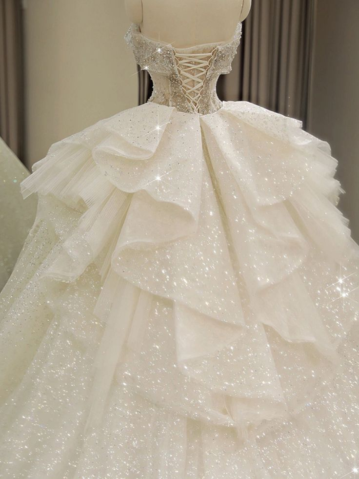 Schulterfreie Brautkleider, großes Schleppkleid mit Prinzessinnenschwanz, rückenfreies weißes Brautkleid Y6868