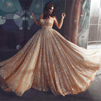 Glamoroso vestido de fiesta largo de tul con lentejuelas y volantes en corte A dorado