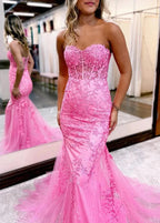 Vestido de fiesta largo de encaje con escote corazón y sirena rosa con apliques
