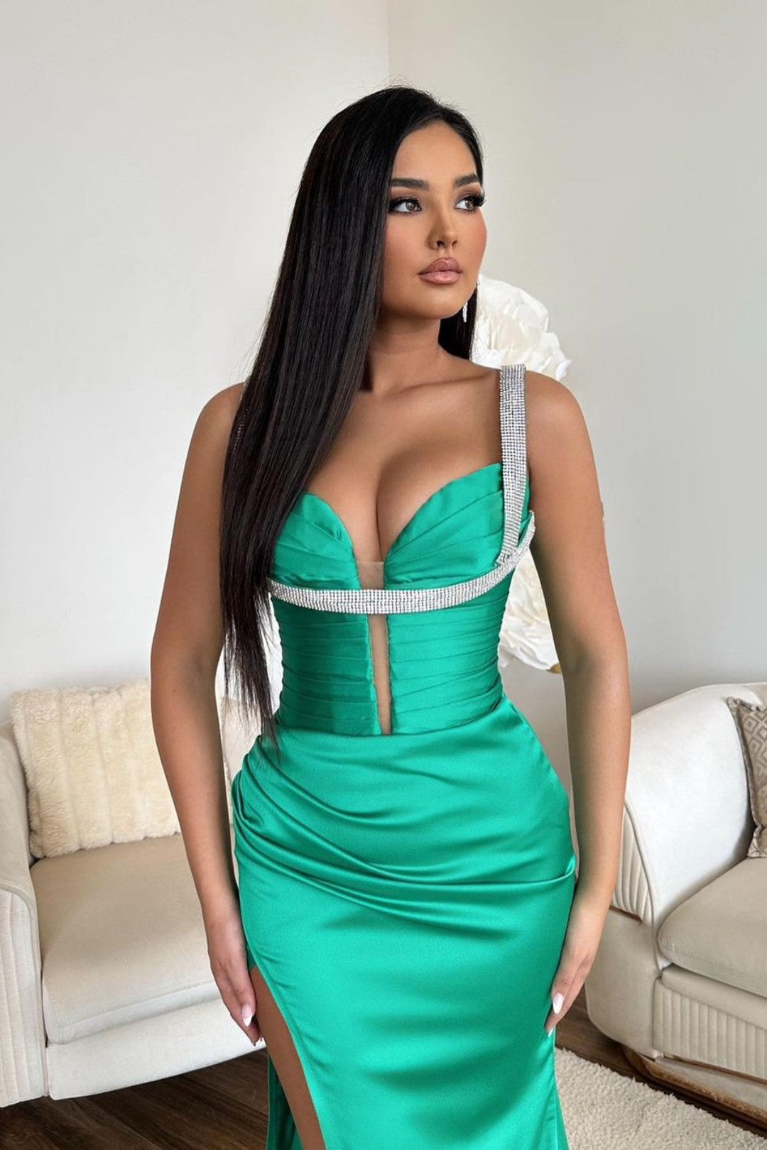 Vestido de fiesta de sirena con tirantes finos, sin mangas y escote en V con abertura alta en color jade