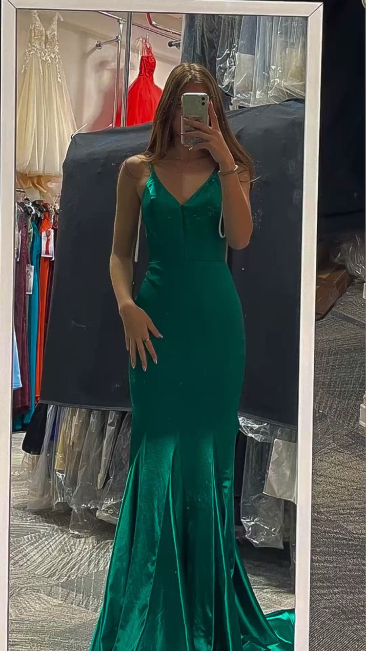 Vestido de fiesta de sirena verde con escote en V, vestido de noche verde, vestido formal verde generoso Y1837