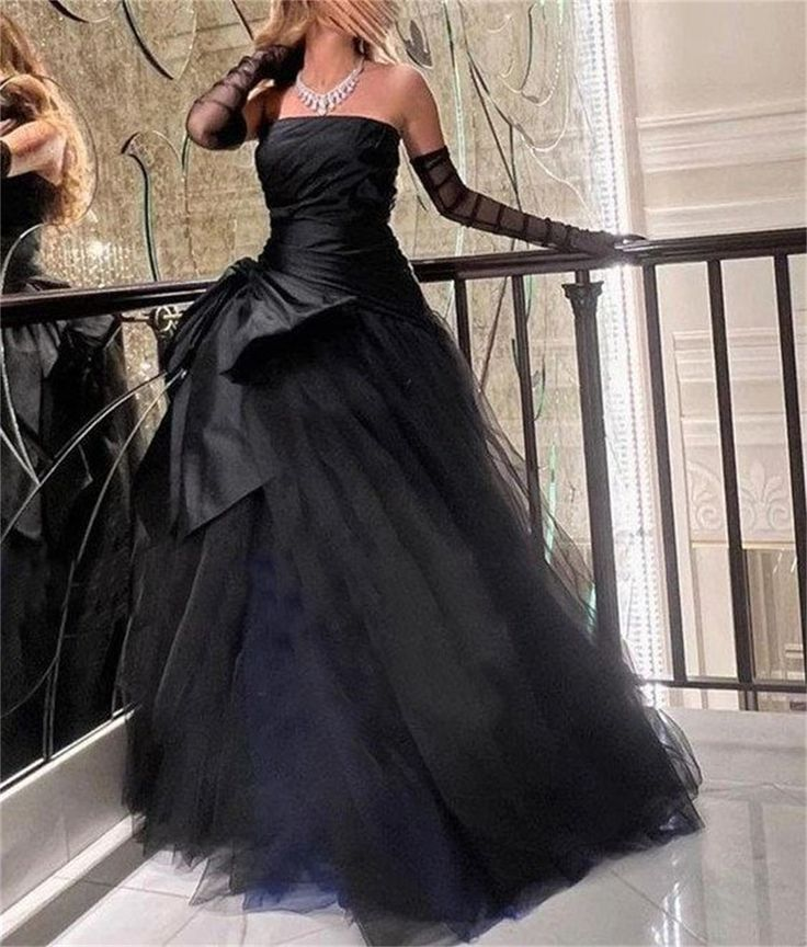 Sexy trägerloses, bauschiges Tüll-Ballkleid, schwarzes Abendkleid mit Handschuhen Y7631