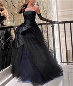 Sexy trägerloses, bauschiges Tüll-Ballkleid, schwarzes Abendkleid mit Handschuhen Y7631