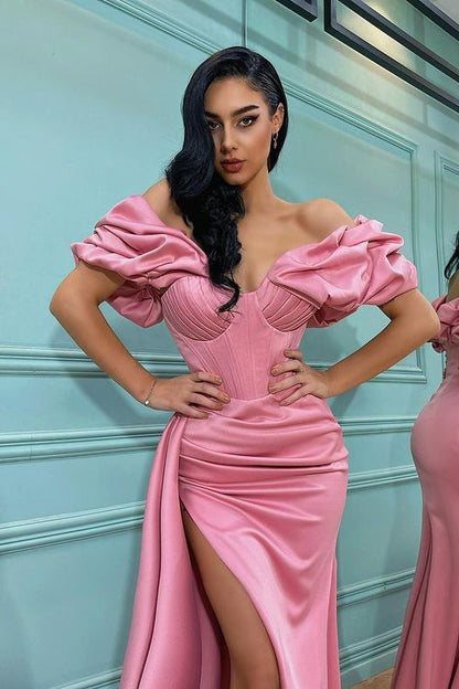 Meerjungfrau-Ballkleid mit Schlitz vorn in Rosenblütenrosa und schulterfreiem