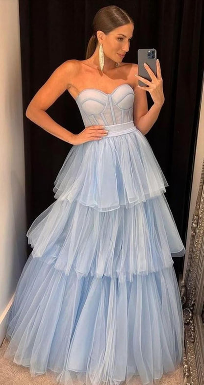 Kaylee | Langes A-Linien-Ballkleid aus Tüll mit Stufen und Rüschen