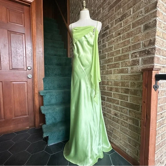 Einfaches grünes Satin-Chiffon-Abendkleid, langes Ballkleid Y8201