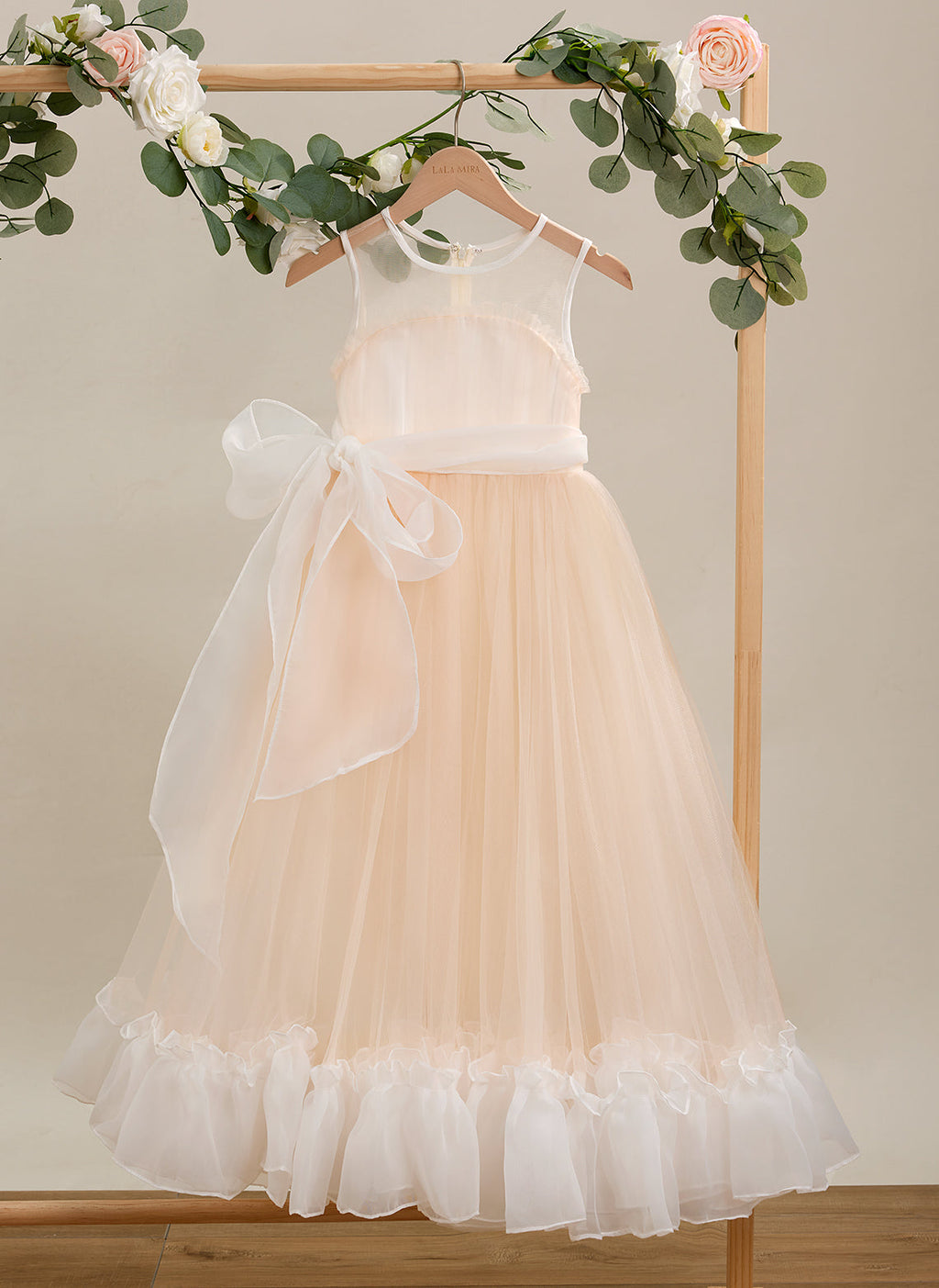 Vestido rosa de tul y organza con corte en A hasta el suelo (010226975)