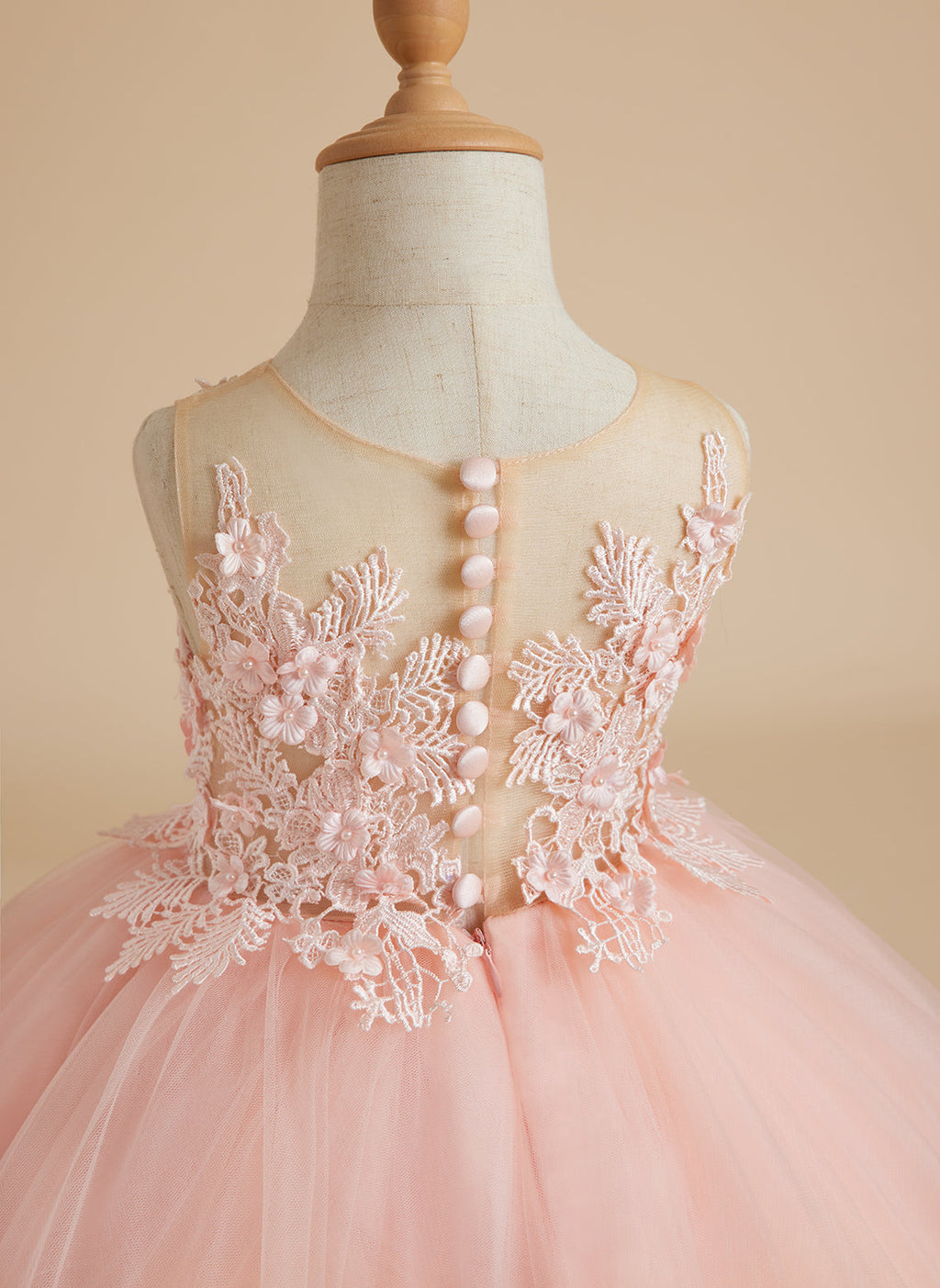 Ärmelloses Prinzessinnen-Tüllkleid mit Spitzenapplikationen und Schleppe für Mädchen 