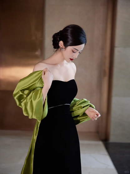 Hermoso vestido de noche largo de satén negro sin tirantes con lazo Y8594