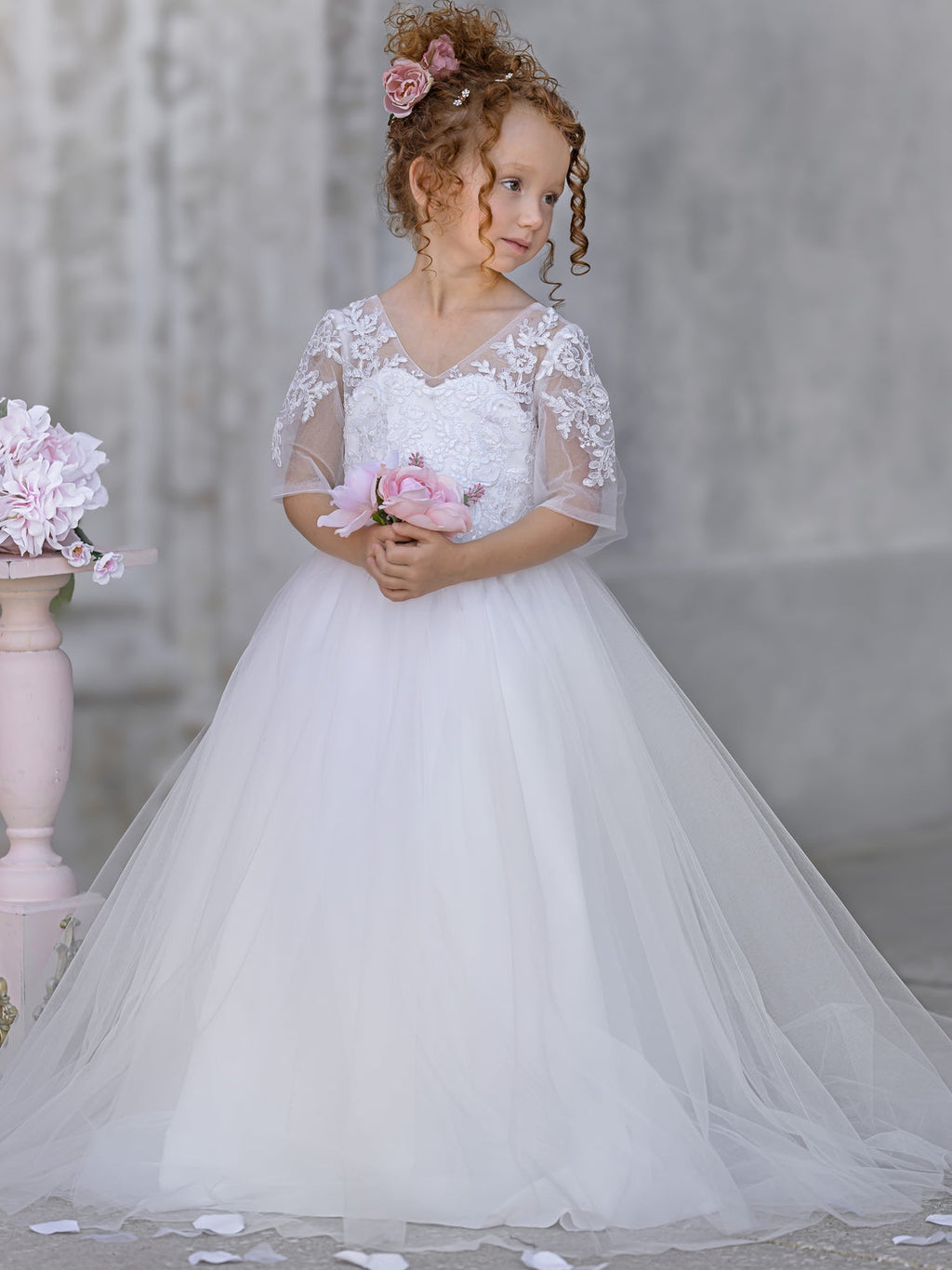 Prinzessinnen-Ballkleid für Mädchen mit Spitzendetails 