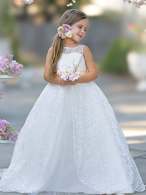 Vestido color marfil largo hasta el suelo con encaje de tul y corte A