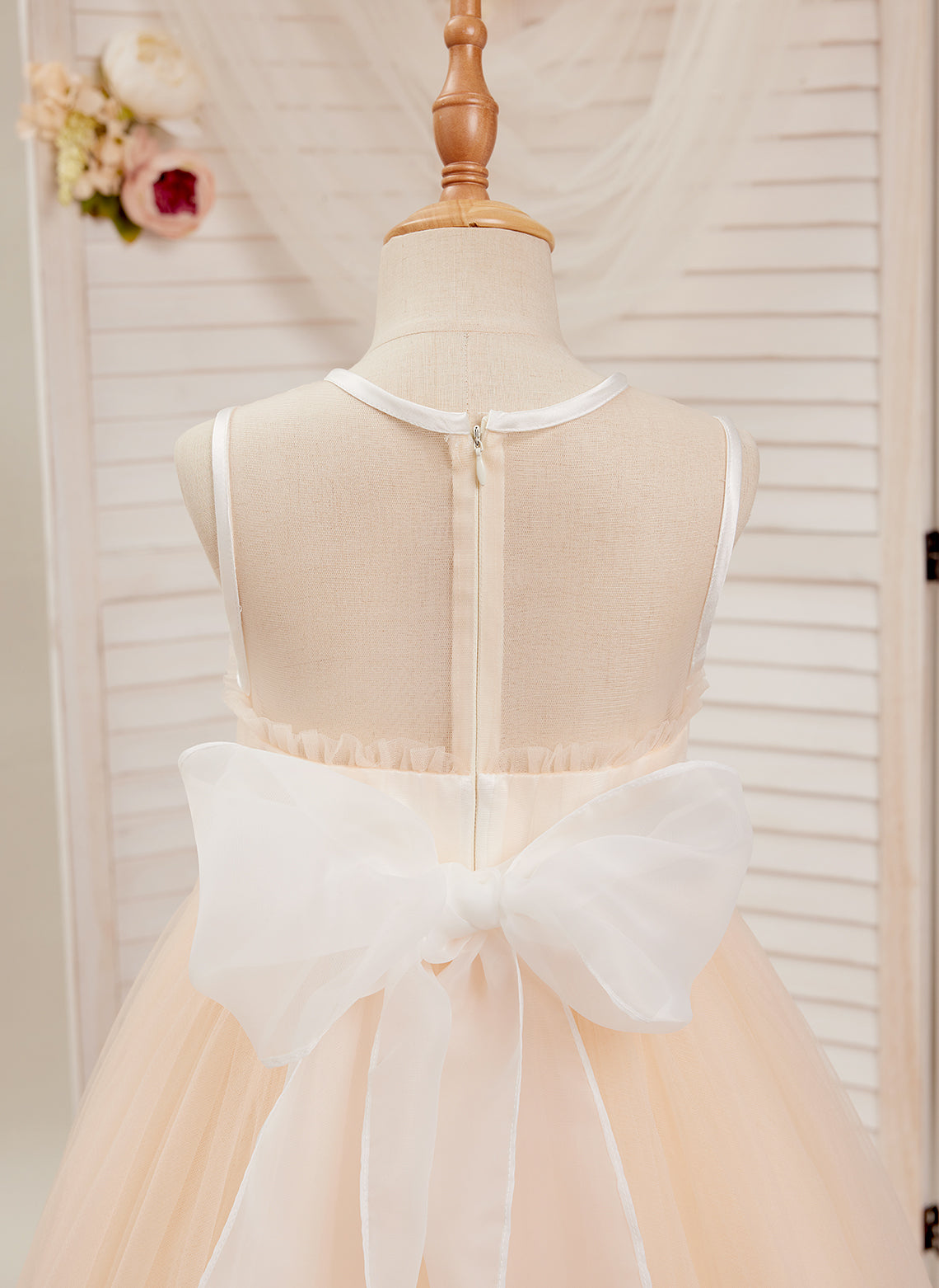 Vestido rosa de tul y organza con corte en A hasta el suelo (010226975)