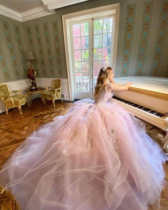 Glamouröses Quinceanera-Kleid aus Tüll und Spitze, Ballkleid, Sweet 16-Kleid, Y7319