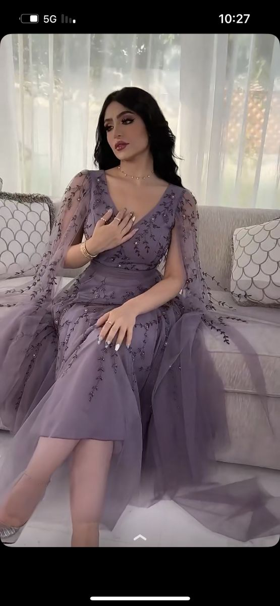 Vestido de noche de ensueño, elegante vestido de noche de tul morado con escote en V y manga larga Y5028