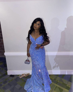 Glitzerndes blaues Pailletten-Meerjungfrau-Abendkleid für schwarze Mädchen Y5115