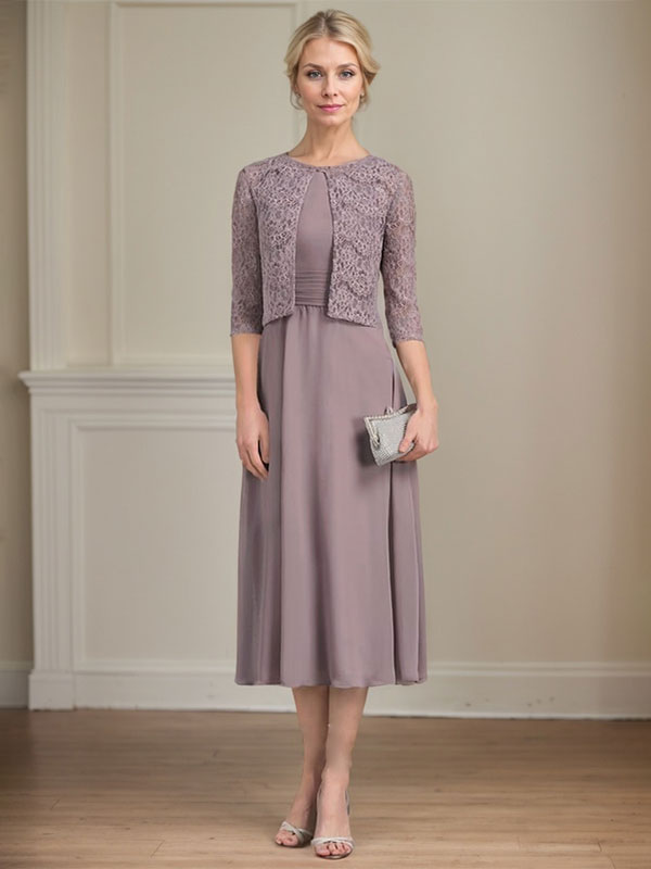 Robe de mère de la mariée en mousseline de soie à coupe trapèze et longueur thé avec plis