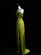 Elegantes One-Shoulder-Abendkleid in Grün mit Schlitz Y8218