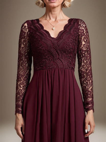 A-Linie V-Ausschnitt Asymmetrisches Chiffonkleid für die Brautmutter 
